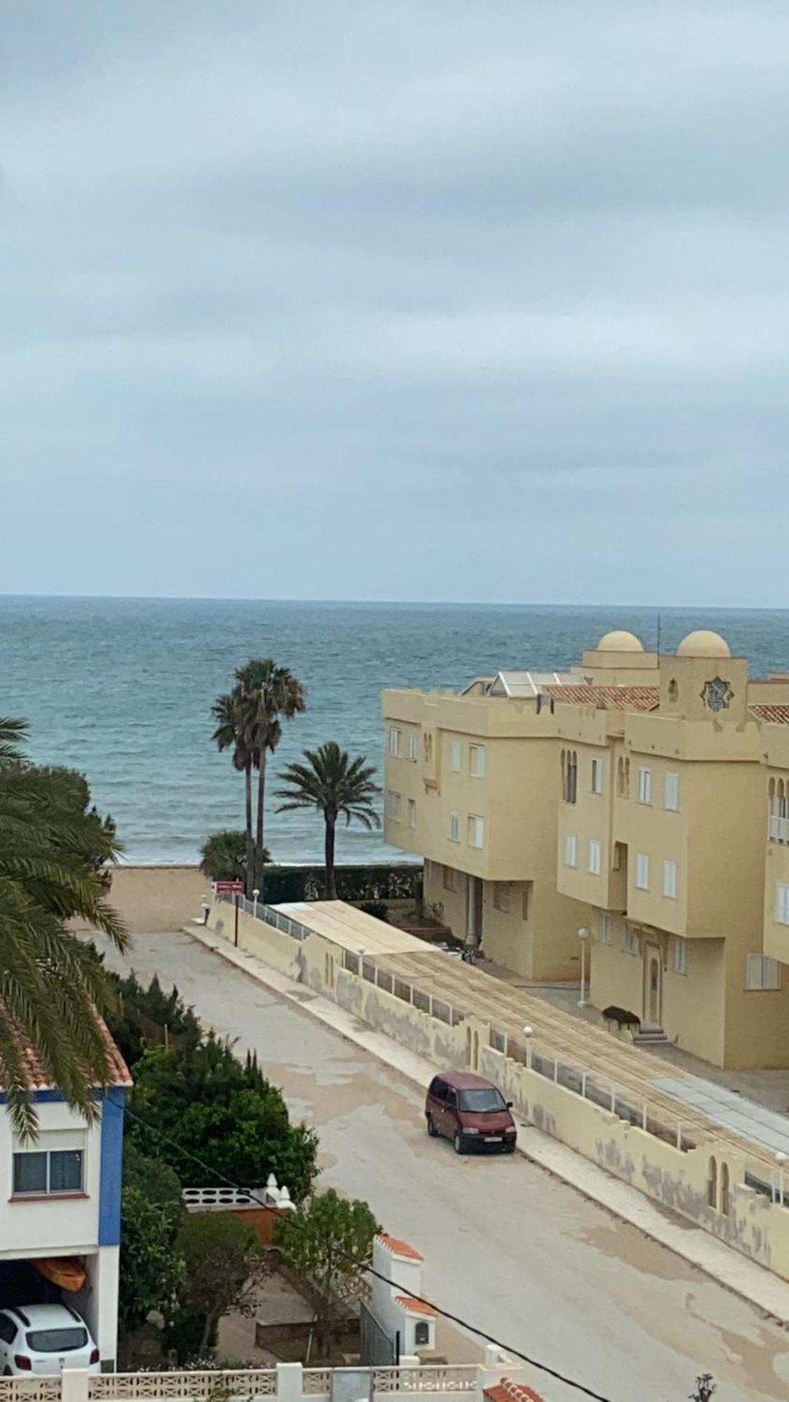 Vistas Al Mar Playa De Los Bovetes Dénia Esterno foto